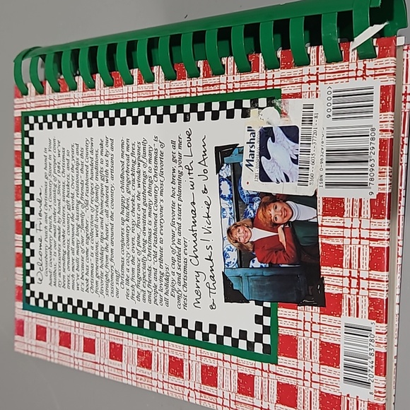 Old Fashioned Country Christmas Cook book - Picture 2 of 12